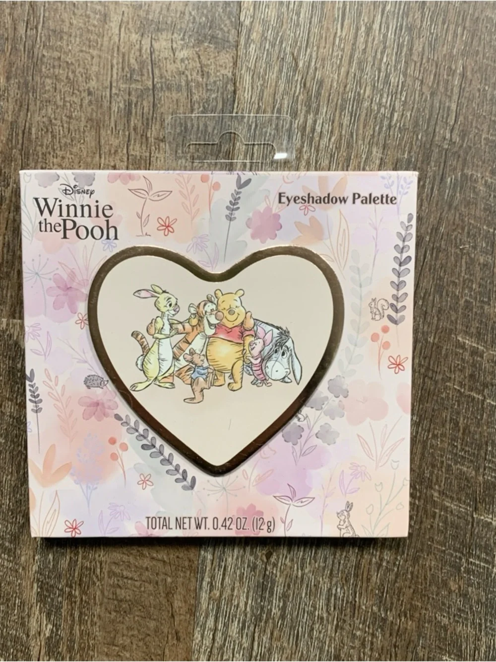 Disney Winnie the Pooh Heart Shaped Eyeshadow Palette w/ Mirror 12 Colors NEW